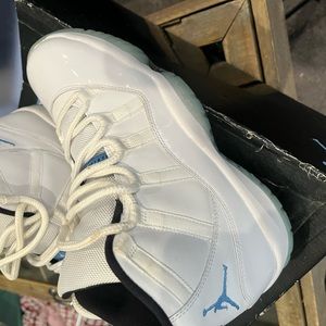 Worn a few times comes with box and sole protectors